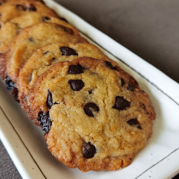 chocolate chip cookies set dessert shop